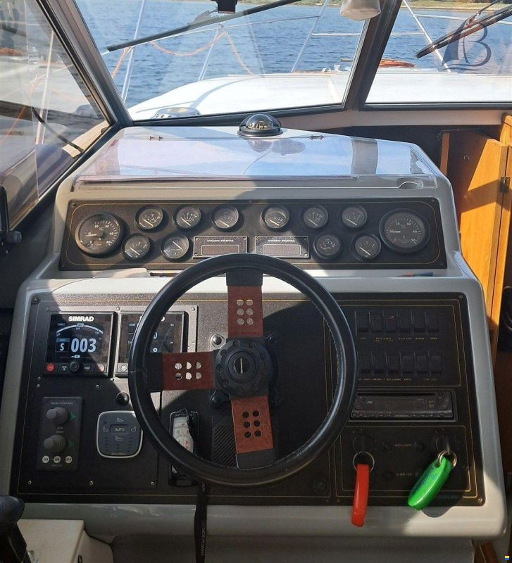 Fairline CORNICHE 31