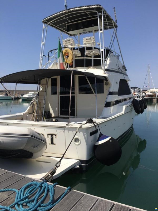 Bertram Yacht 37' Convertible