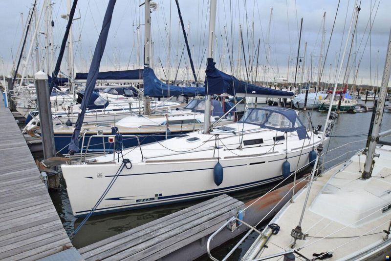 Dufour 34 Performance
