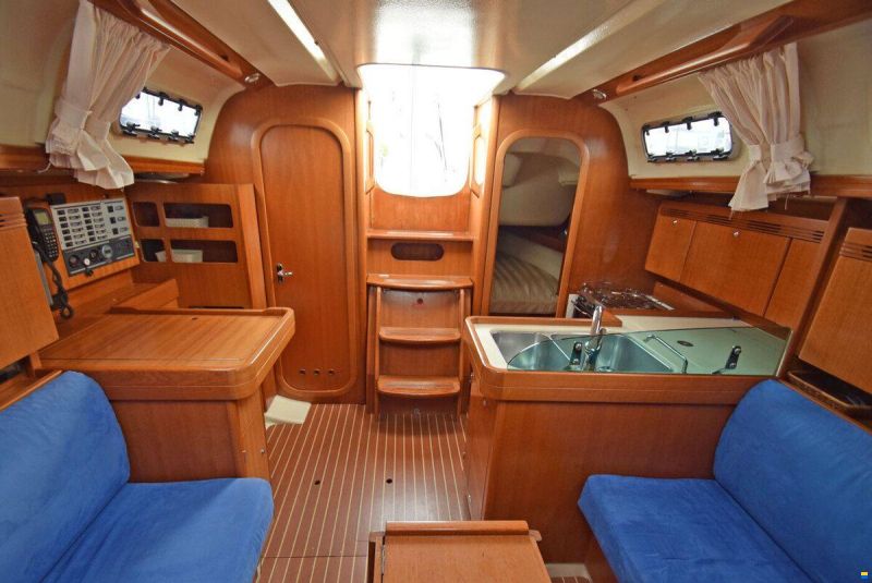 Dufour 34 Performance