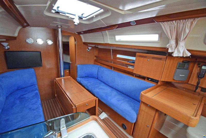 Dufour 34 Performance