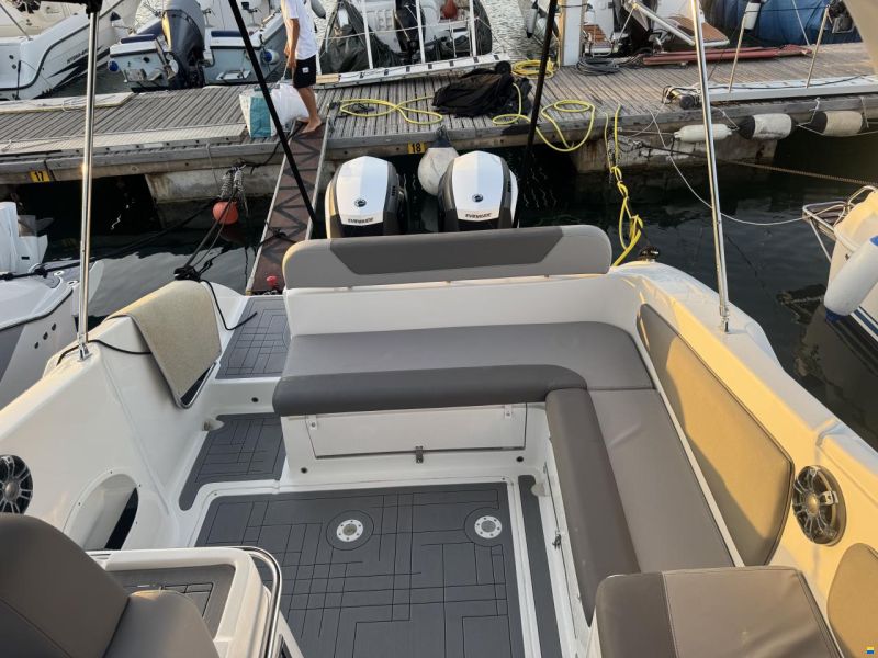 Saver 750 cabin