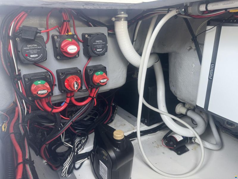 Saver 750 cabin