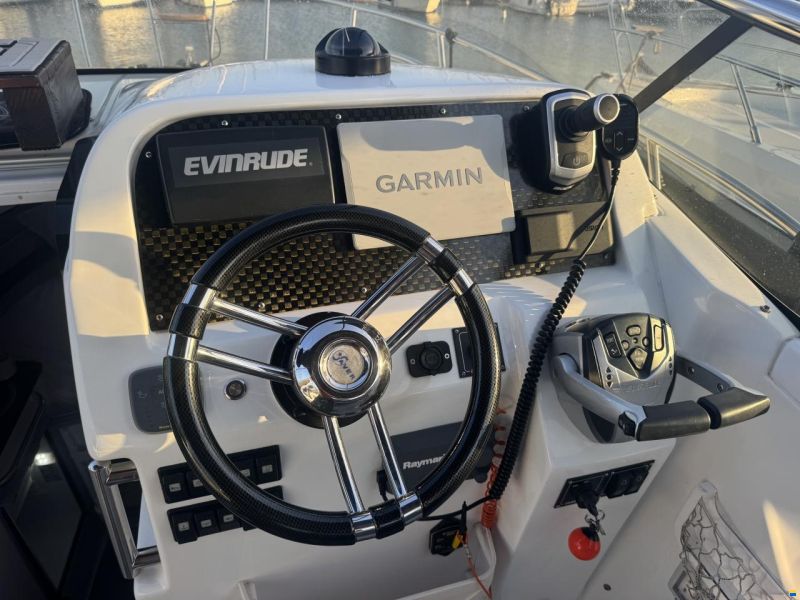 Saver 750 cabin