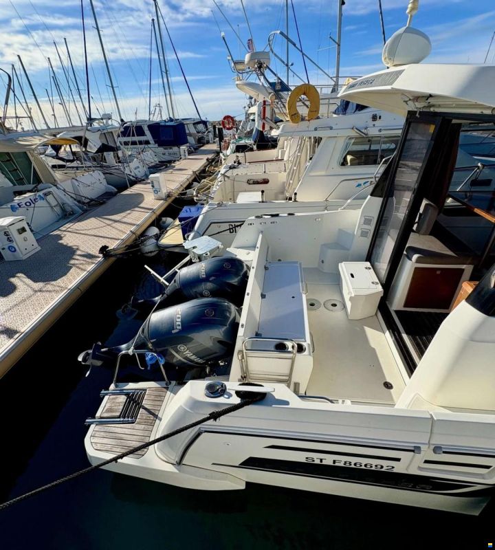 Jeanneau Merry Fisher 895