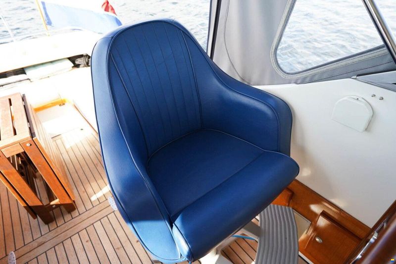 Vedette 8.20 V/OK
