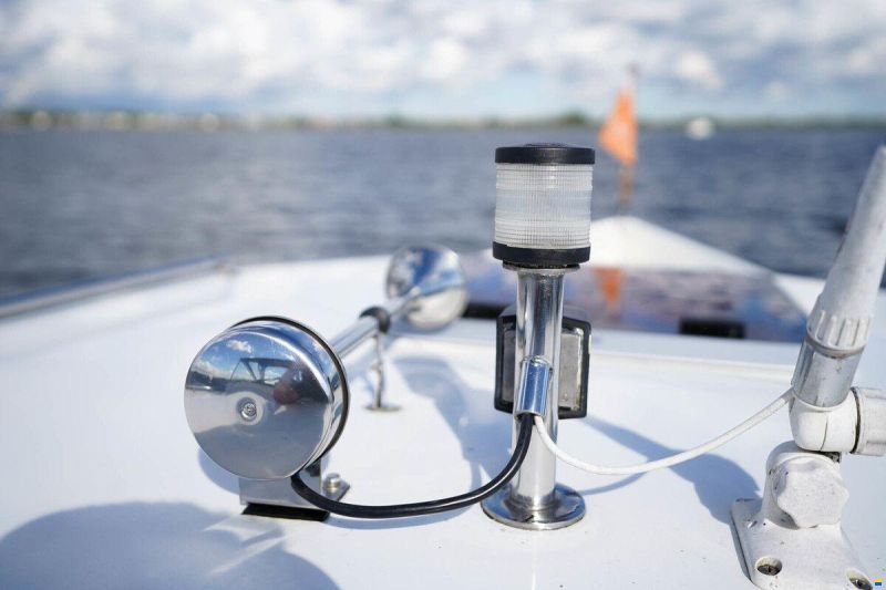 Vedette 8.20 V/OK
