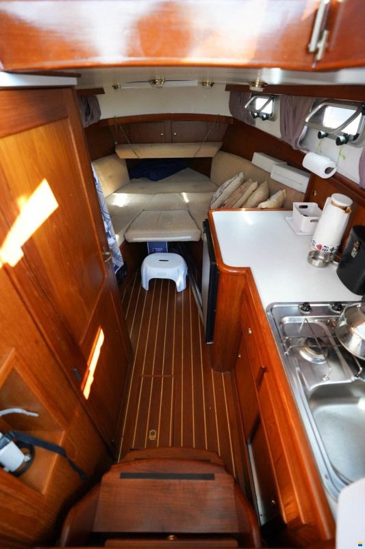 Vedette 8.20 V/OK
