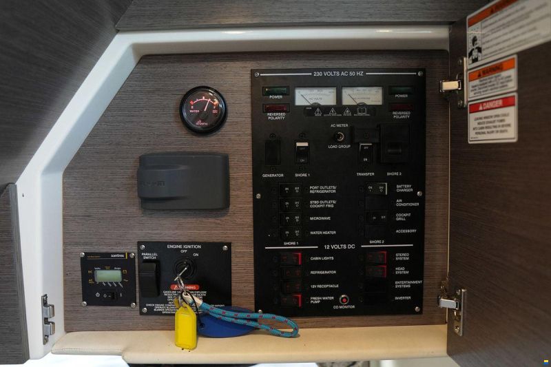 Sea Ray Sundancer 290