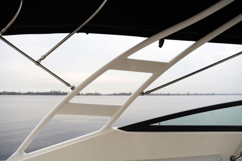 Sea Ray Sundancer 290