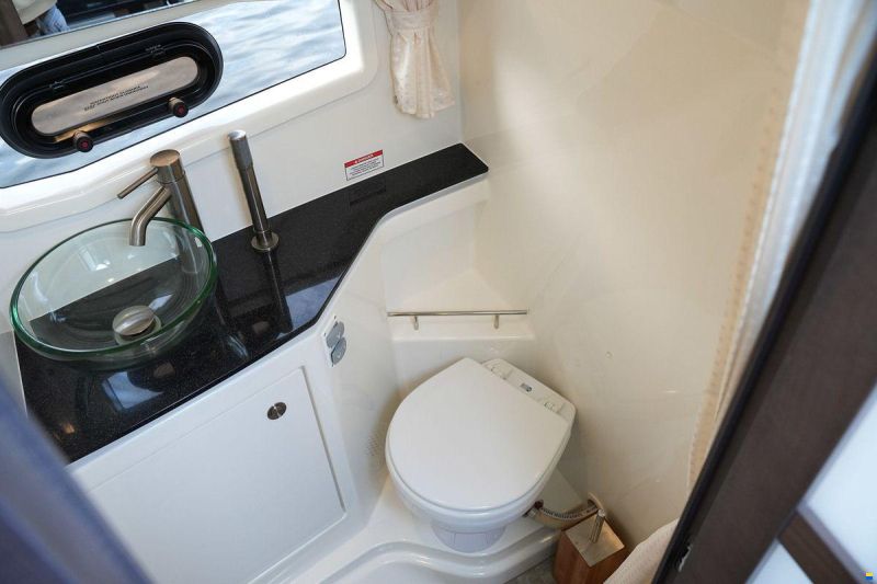 Sea Ray Sundancer 290