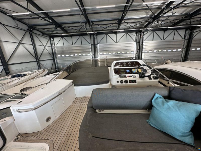 Sunseeker Manhattan 52