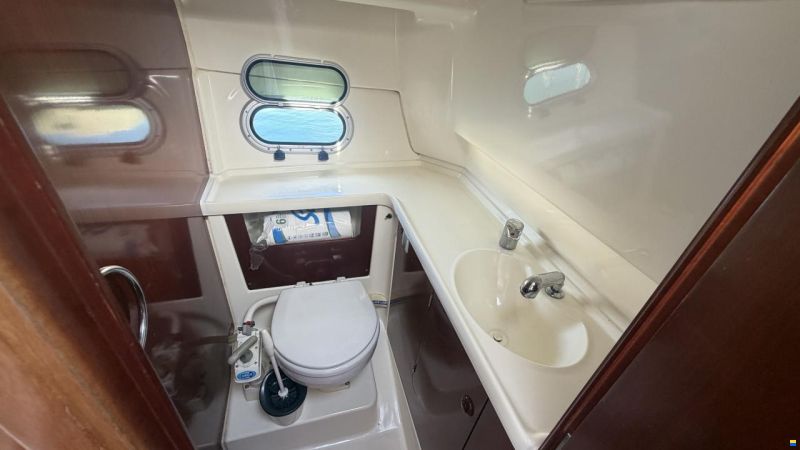 Jeanneau Leader 805