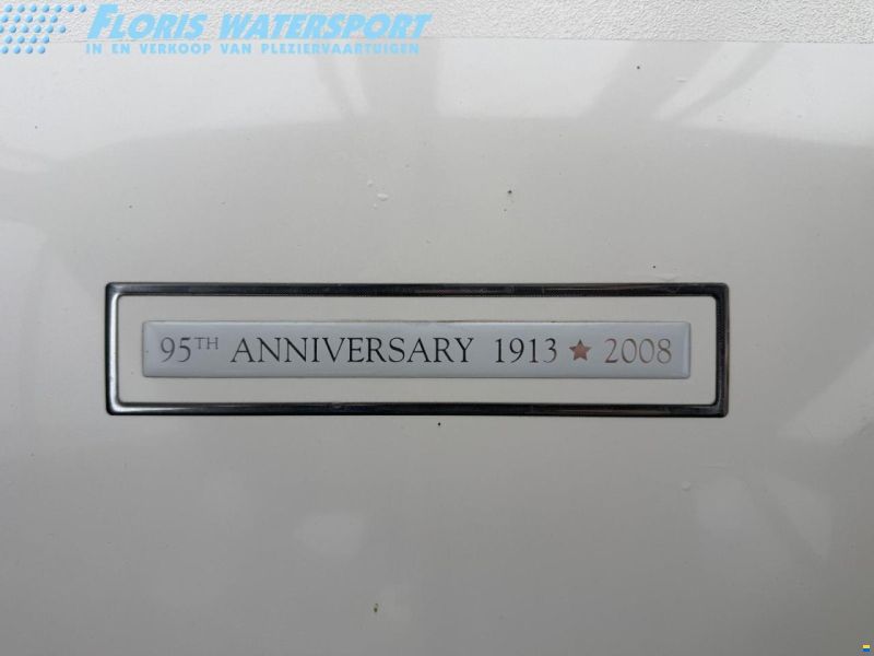 Larson Cabrio 274