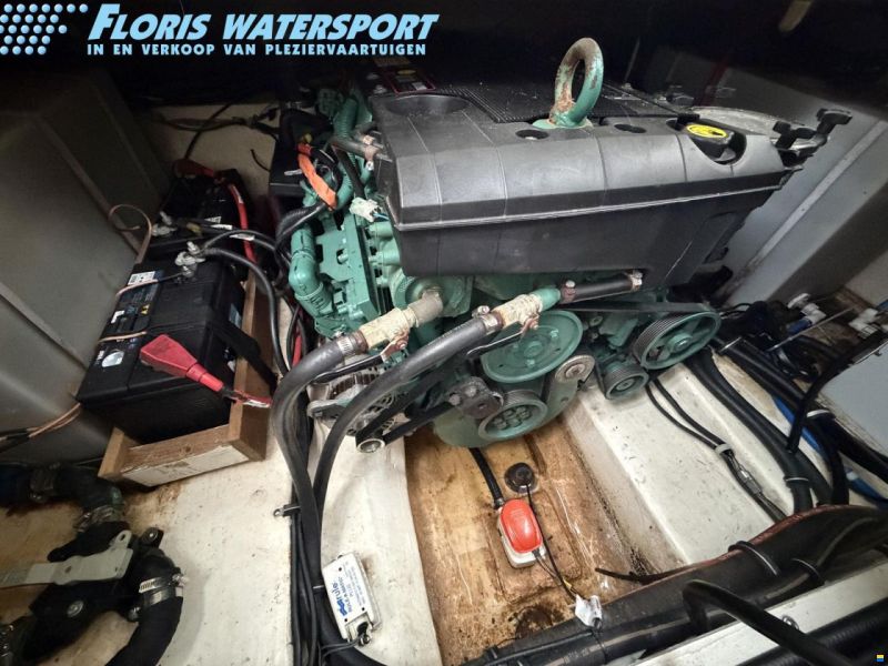 Larson Cabrio 274