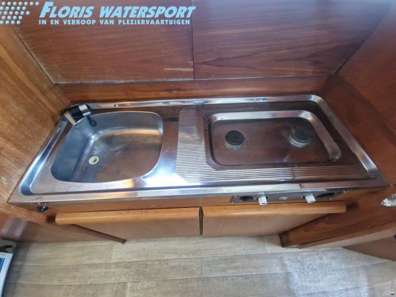 Marco Yachts 810 HT