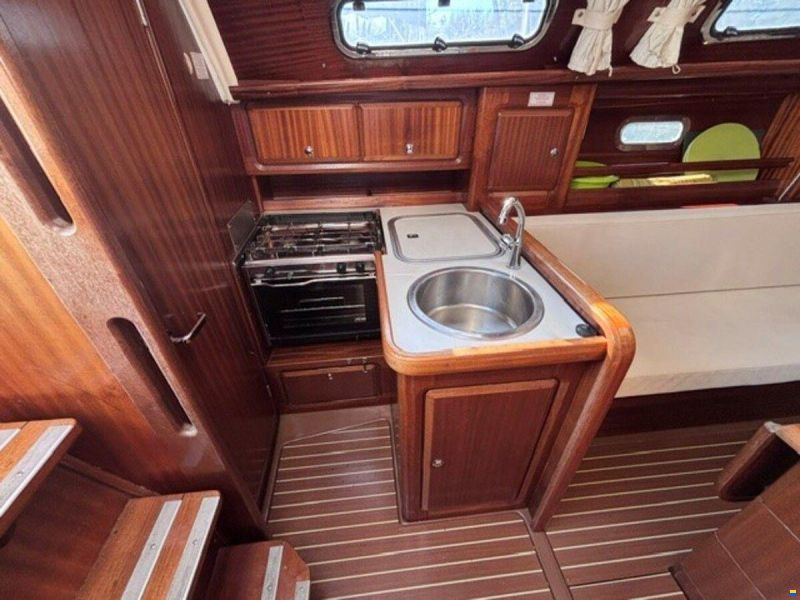 Bavaria 34