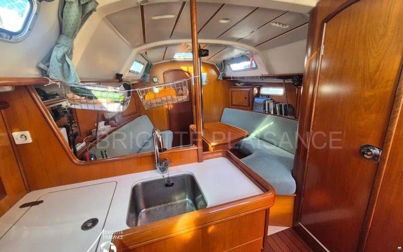 Beneteau Oceanis 331 Clipper