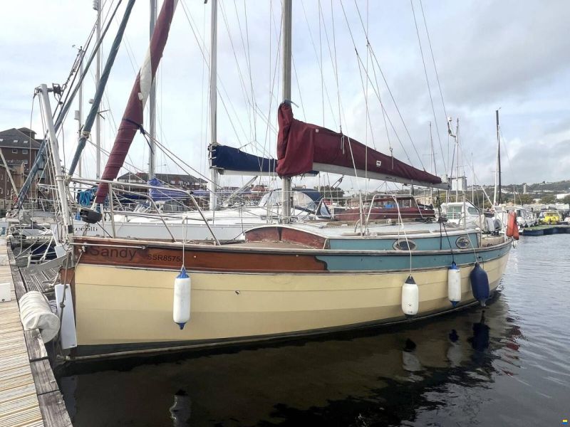 Custom Built Aluminum Cutter Cruiser