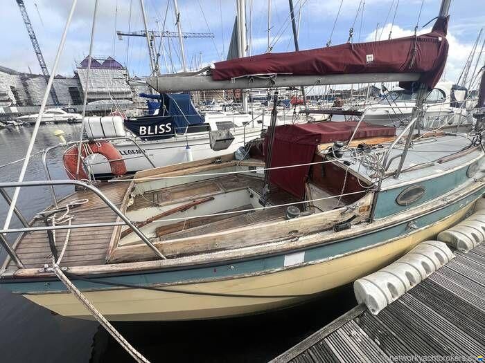 Custom Built Aluminum Cutter Cruiser