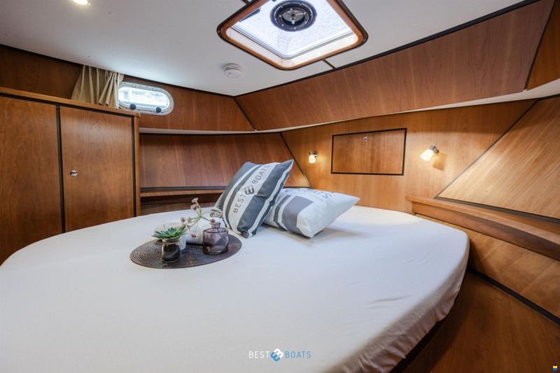Linssen Grand Sturdy 30.9 AC Brilliant