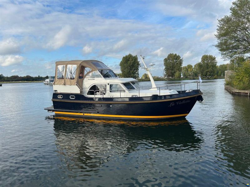 Linssen Grand Sturdy 30.9 AC Brilliant