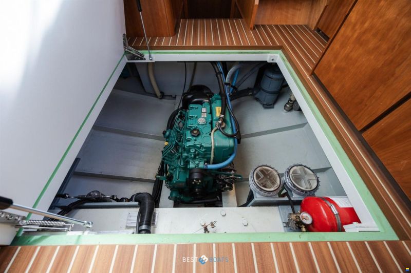 Linssen Grand Sturdy 30.9 AC Brilliant