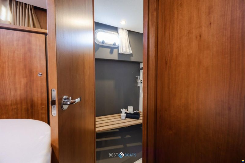 Linssen Grand Sturdy 30.9 AC Brilliant