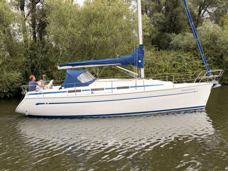 Bavaria 32