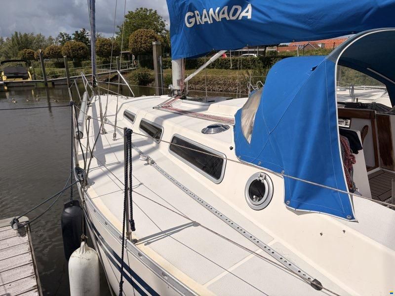 Granada 375