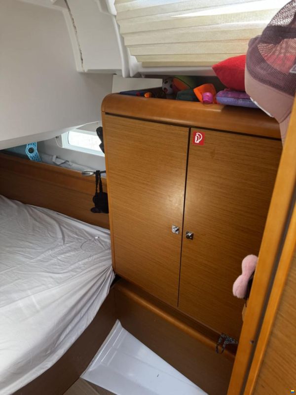Jeanneau 409