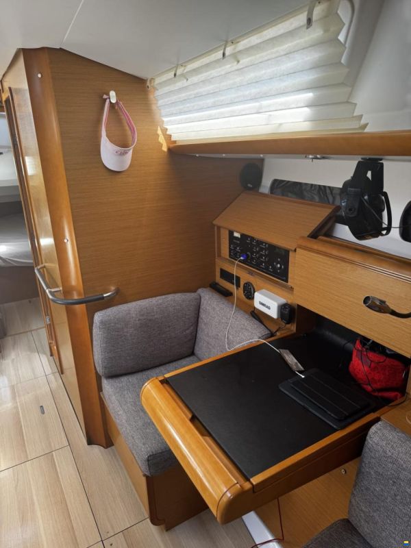 Jeanneau 409