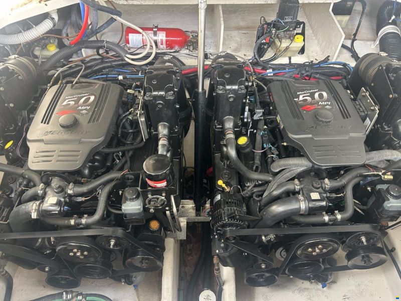 Sea Ray 325 SUNDANCER