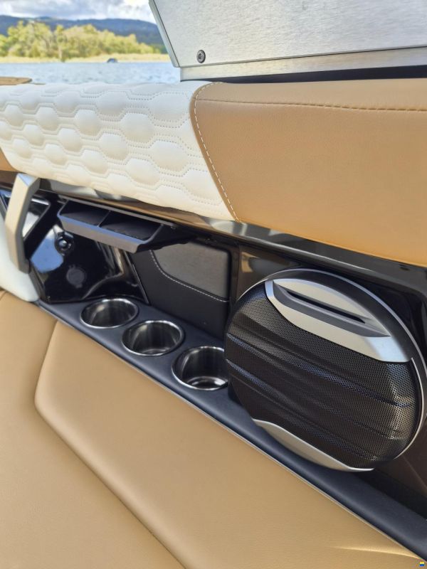 MasterCraft XT23