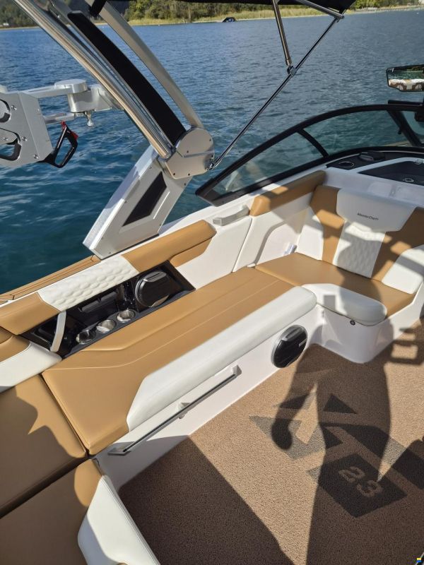 MasterCraft XT23