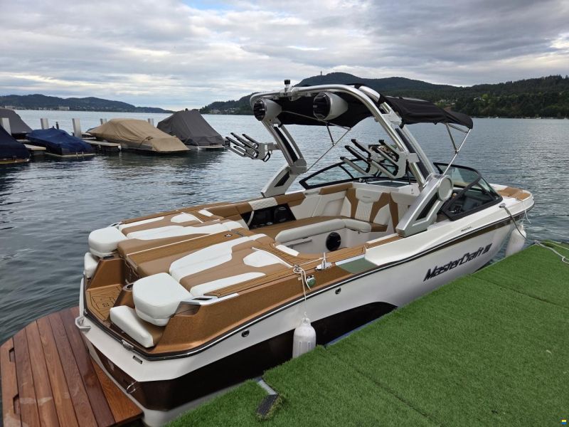 MasterCraft XT23