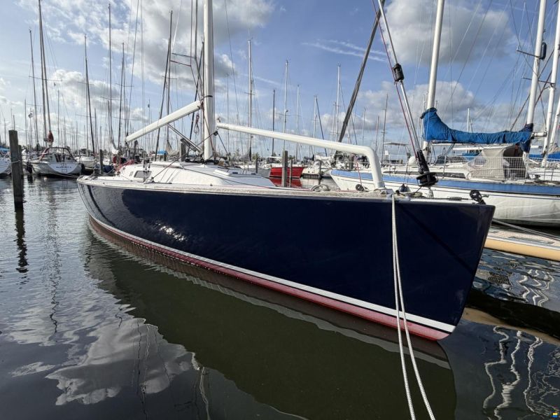 J Europe J/100