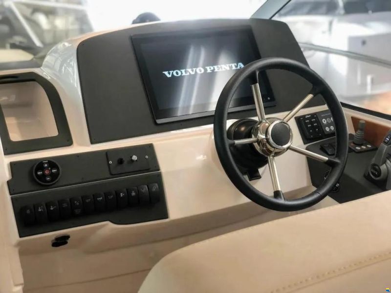 Aquador 28 HT