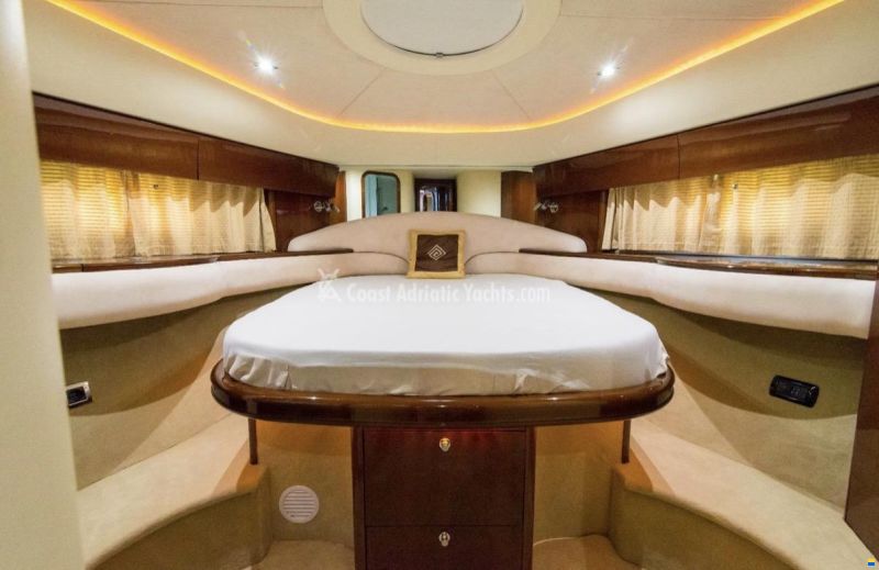 Princess 61 Fly