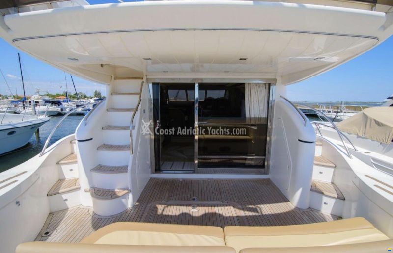 Princess 61 Fly