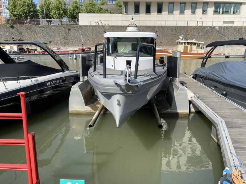 Axopar 28 AFT Cabin