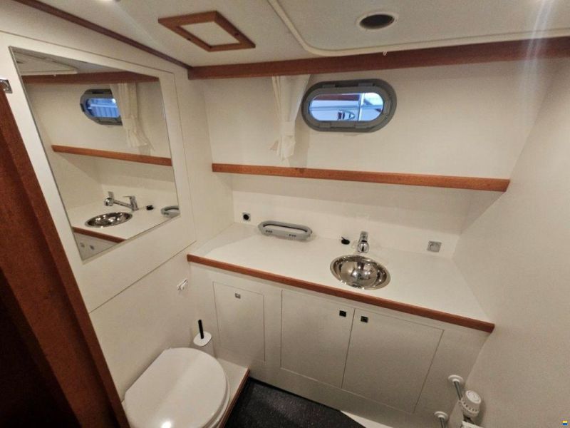 Brandsma Luna 34