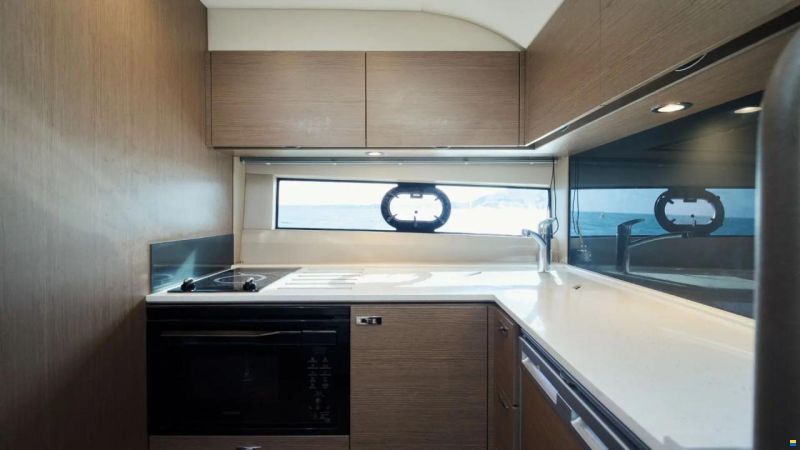 Princess V40