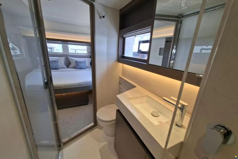 Leopard 53 Powercat