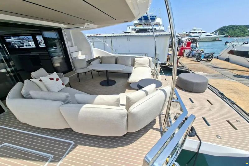 Leopard 53 Powercat
