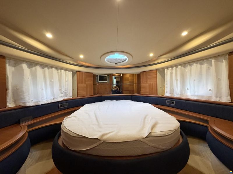 Azimut 50