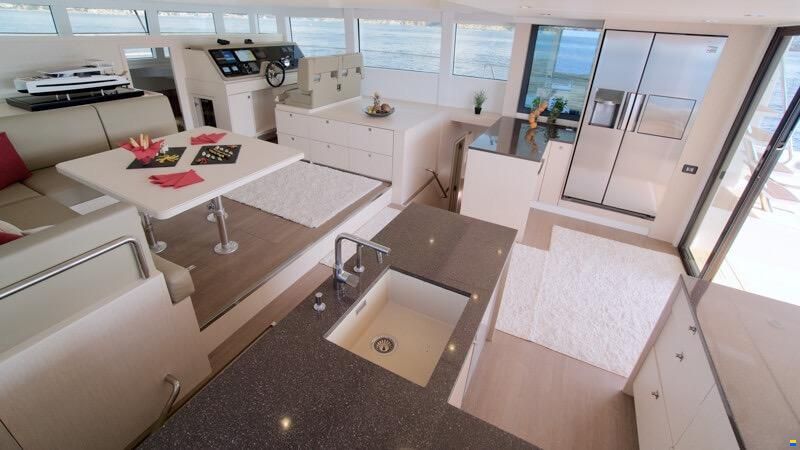 Mazarin 55 POWERCATAMARAN HYBRID