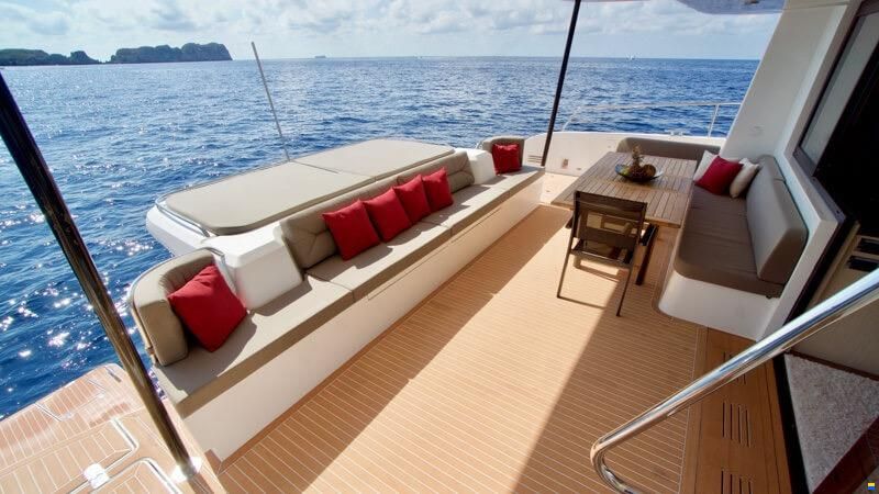 Mazarin 55 POWERCATAMARAN HYBRID