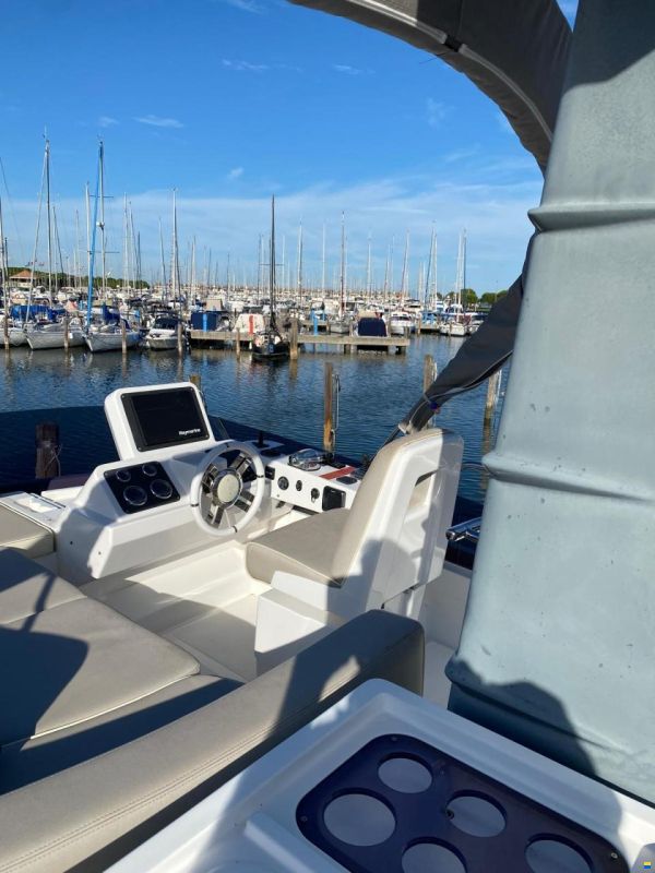 Azimut Magellano 43