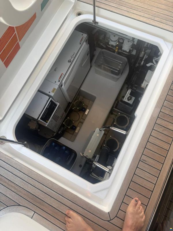 Azimut Magellano 43